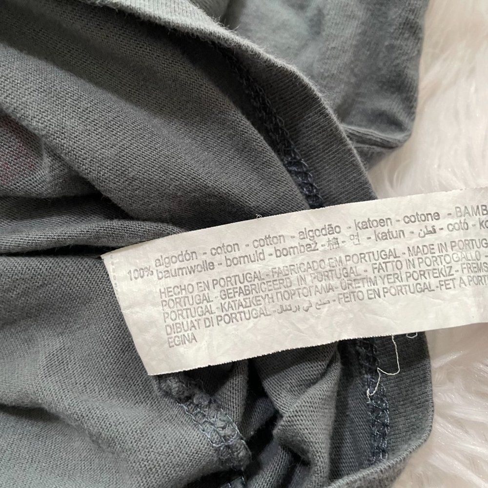 3/$10 Kids Zara x Disney Crew Neck Long Sleeve Top in Gray Size 3/4 - Picture 9 of 10